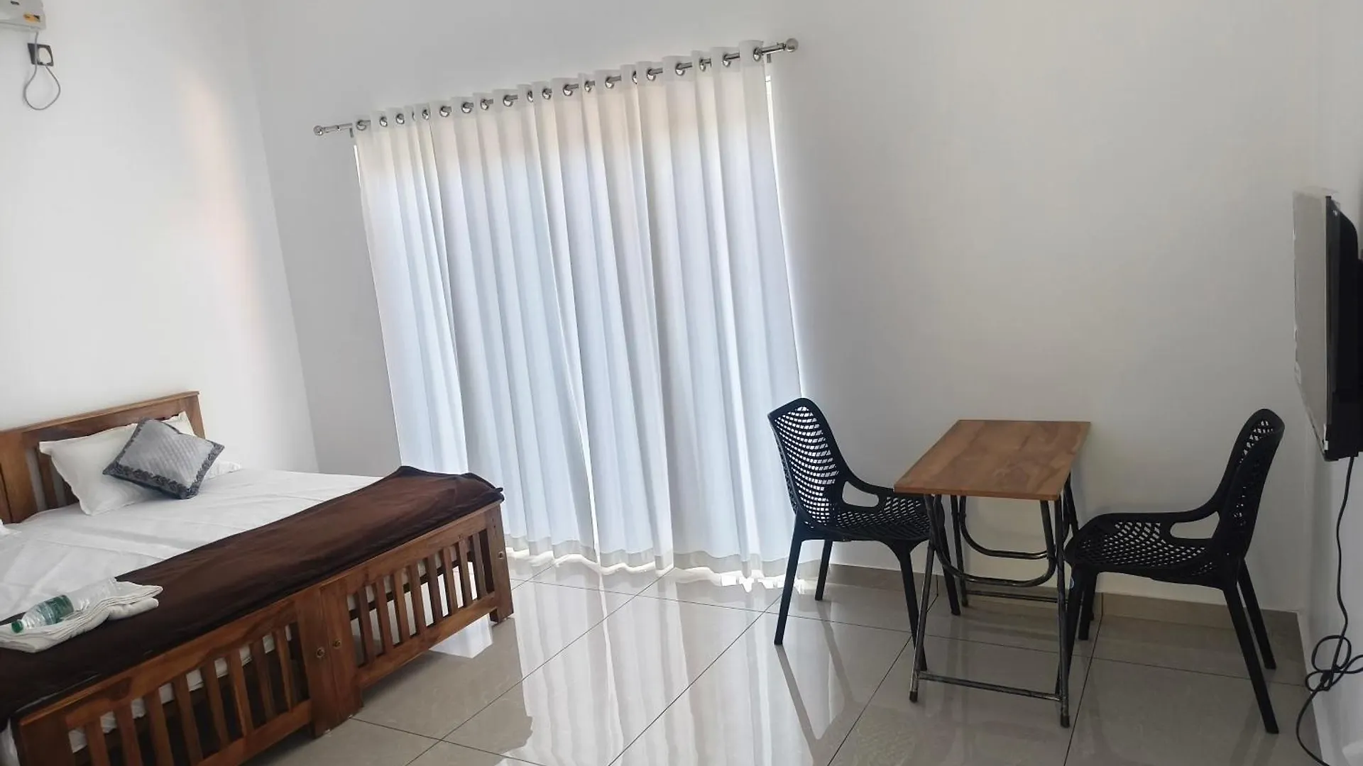 Waves Beach Homestay Alappuzha 0*,  인도